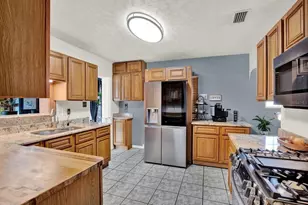 1322 Freemont St S, Gulfport, FL 33707 - Photo 11