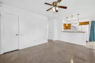 7317 Filbert Ln, Tampa, FL 33637 - Photo 9