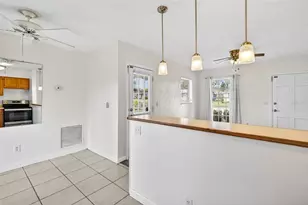 7317 Filbert Ln, Tampa, FL 33637 - Photo 19