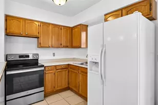 7317 Filbert Ln, Tampa, FL 33637 - Photo 17