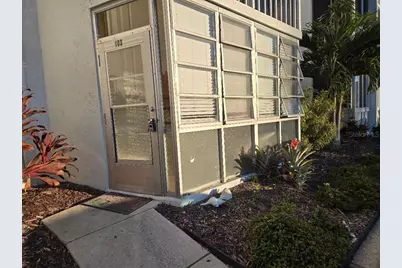 4908 38th Way S #103, Saint Petersburg, FL 33711 - Photo 3