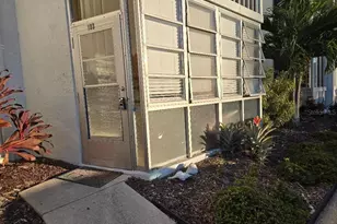 4908 38th Way S, Saint Petersburg, FL 33711 - Photo 3