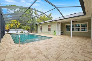 605 Manatee Dr, Ruskin, FL 33570 - Photo 27