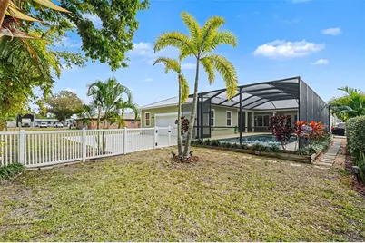 605 Manatee Drive, Ruskin, FL 33570 - Photo 29