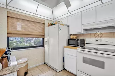 6265 Sun Boulevard #107, Saint Petersburg, FL 33715 - Photo 15