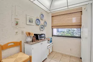 6265 Sun Blvd, Saint Petersburg, FL 33715 - Photo 17
