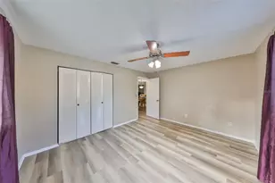 12341 79th Pl, Seminole, FL 33772 - Photo 15