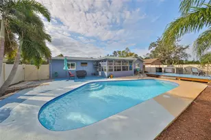 12341 79th Pl, Seminole, FL 33772 - Photo 3