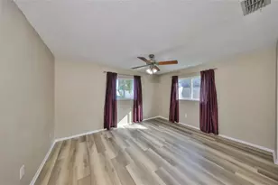 12341 79th Pl, Seminole, FL 33772 - Photo 13