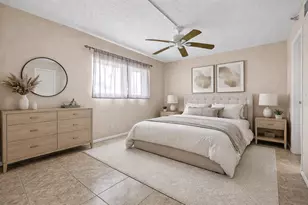 1750 Harbor Pl S, South Pasadena, FL 33707 - Photo 3