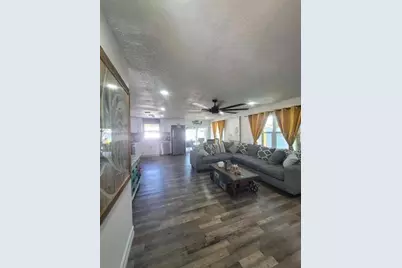 3069 19th Place SW, Largo, FL 33774 - Photo 9