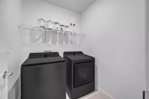 1095 Kistna Dr, Zephyrhills, FL 33540 - Photo 55