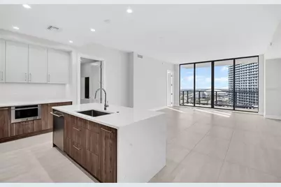 275 1st Avenue S #2807, Saint Petersburg, FL 33701 - Photo 9