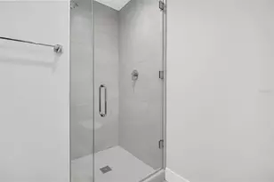 275 1st Ave S, Saint Petersburg, FL 33701 - Photo 39