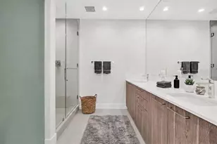 275 1st Ave S, Saint Petersburg, FL 33701 - Photo 27