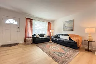 199 Tropic Blvd W, Largo, FL 33770 - Photo 3