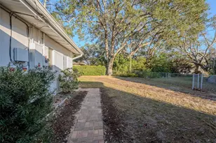 199 Tropic Blvd W, Largo, FL 33770 - Photo 35