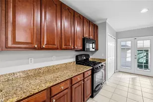 5908 Beaconpark St, Lithia, FL 33547 - Photo 15