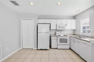 5908 Beaconpark St, Lithia, FL 33547 - Photo 45