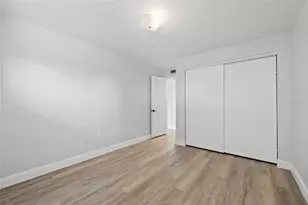 1000 49th Street N, Saint Petersburg, FL 33710 - Photo 19