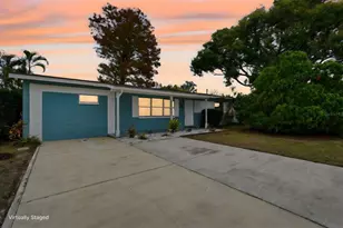 5613 57th Ave N, Saint Petersburg, FL 33709 - Photo 3