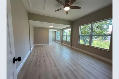 1218 13th Avenue S, Saint Petersburg, FL 33705 - Photo 13