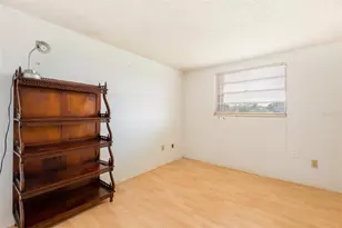 6809 Twelve Oaks Blvd, Tampa, FL 33634 - Photo 27