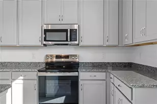 9716 Tate Ln, Tampa, FL 33626 - Photo 13