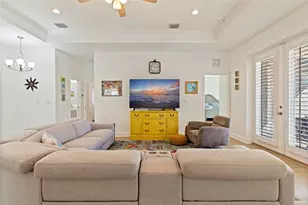 6318 31st St S, Saint Petersburg, FL 33712 - Photo 13