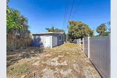 2100 28th Avenue N, Saint Petersburg, FL 33713 - Photo 7