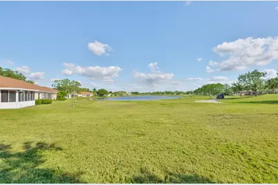 2505 New Haven Circle #109, Sun City Center, FL 33573 - Photo 9