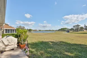 2505 New Haven Cir, Sun City Center, FL 33573 - Photo 15