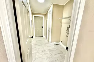 17726 Dorman Rd, Lithia, FL 33547 - Photo 9