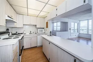 632 Edgewater Dr, Dunedin, FL 34698 - Photo 15