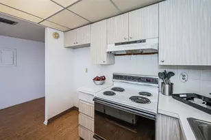 632 Edgewater Dr, Dunedin, FL 34698 - Photo 17