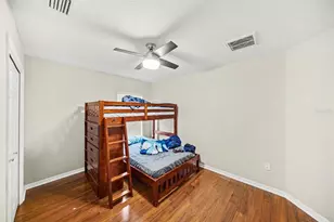 215 Fern Gulley Dr, Seffner, FL 33584 - Photo 9