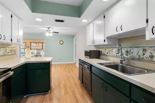 1102 Harefield Cir, Sun City Center, FL 33573 - Photo 13