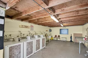 7801 34th Ave N, Saint Petersburg, FL 33710 - Photo 29