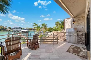 740 Pinellas Bayway S, Tierra Verde, FL 33715 - Photo 7