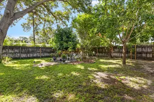 655 42nd Ave N, Saint Petersburg, FL 33703 - Photo 29