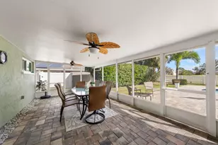 7133 Augusta Blvd, Seminole, FL 33777 - Photo 31