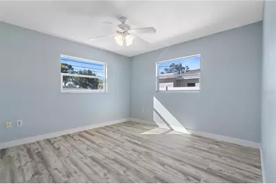 734 91st Avenue N, Saint Petersburg, FL 33702 - Photo 9