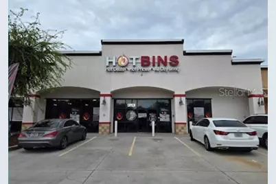 1423 E Brandon Boulevard, Brandon, FL 33511 - Photo 1