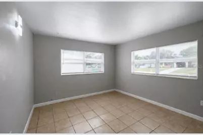 10731 108th Street, Seminole, FL 33778 - Photo 9