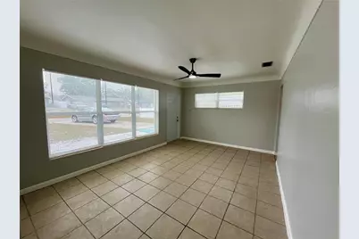 10731 108th Street, Seminole, FL 33778 - Photo 3