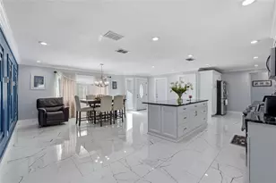 726 Fortuna Dr, Brandon, FL 33511 - Photo 9