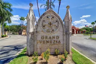 2724 Via Murano, Clearwater, FL 33764 - Photo 25