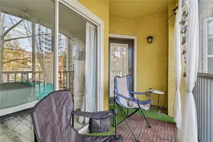 2405 Courtney Meadows Ct, Tampa, FL 33619 - Photo 19