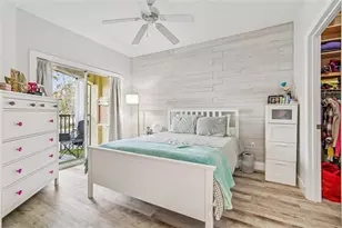 2405 Courtney Meadows Ct, Tampa, FL 33619 - Photo 15