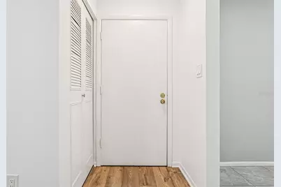 4606 W Gray Street #105, Tampa, FL 33609 - Photo 5